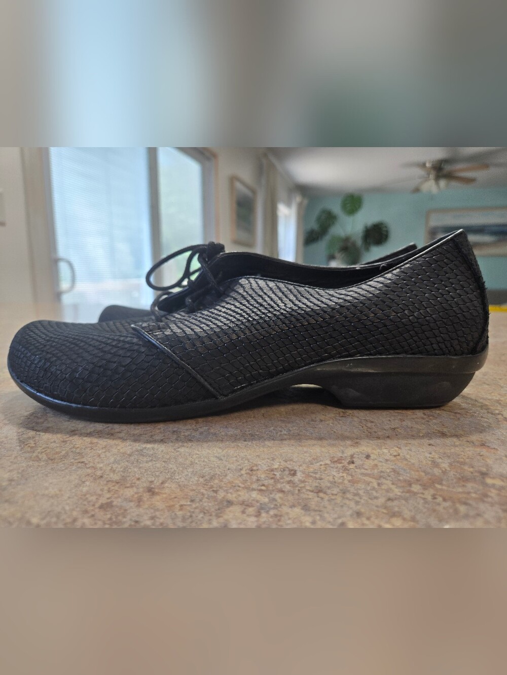 Dansko Olive Lace Up Shoes Women's Size 41 Black Snake Print Comfort Clogs EUC‎